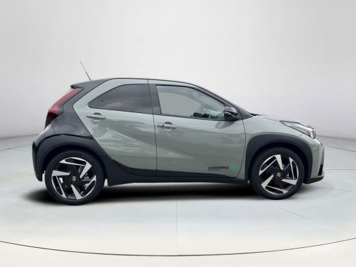 Toyota Aygo Hybrid 115 envy | All-in prijs | JBL pakket | Stoelverwarming | Camera | ActivLease financial lease