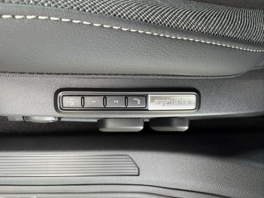 Volkswagen Golf Style Edition eHybrid | 'App-Connect' draadloze smartphone integratie | Afstandscontrolesysteem (... ActivLease financial lease
