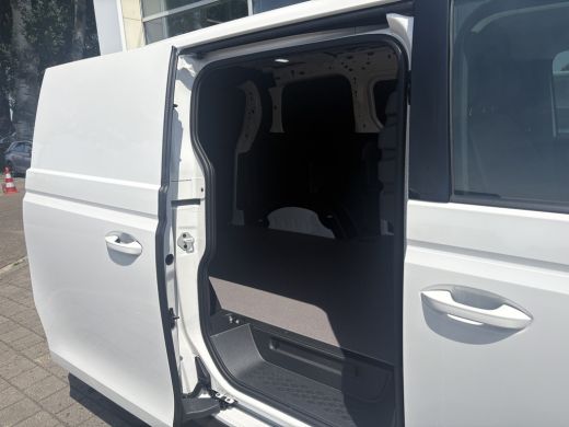 Volkswagen ID. Buzz Cargo Cargo Bulli Limited Edition 286PK | Trekhaak | App Connect | 3 Zits Achteruitrijcamera | App conn... ActivLease financial lease