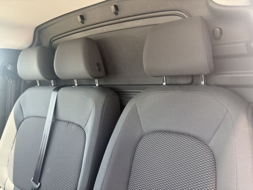 Volkswagen ID. Buzz Cargo Cargo Bulli Limited Edition 286PK | Trekhaak | App Connect | 3 Zits Achteruitrijcamera | App conn... ActivLease financial lease