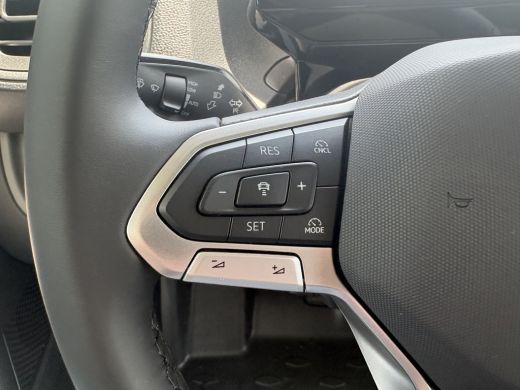Volkswagen ID. Buzz Cargo Cargo Bulli Limited Edition 286PK | Trekhaak | App Connect | 3 Zits Achteruitrijcamera | App conn... ActivLease financial lease