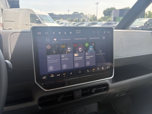 Volkswagen ID. Buzz Cargo Cargo Bulli Limited Edition 286PK | Trekhaak | App Connect | 3 Zits Achteruitrijcamera | App conn... ActivLease financial lease