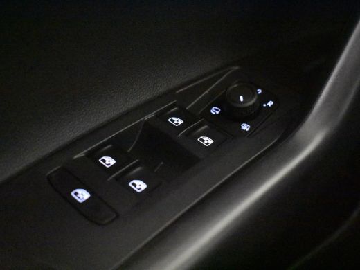 Volkswagen Polo Life Edition | 'App-Connect' smartphone integratie | Airconditioning automatisch (Climatronic), 2... ActivLease financial lease