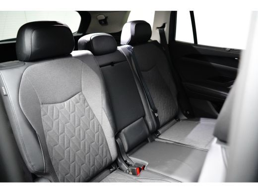 Volkswagen Tayron 1.5 eTSI 150PK DSG-7 Life Edition 7P. | NAVI BY APP | CAMERA | STUUR + STOELVERW. | CLIMATE + CRU... ActivLease financial lease