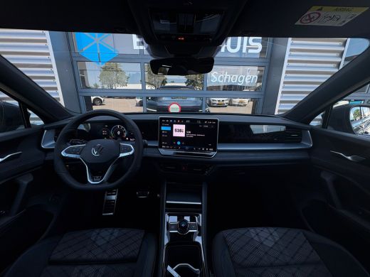 Volkswagen Tayron R-Line Edition | 'App-Connect' draadloze smartphone integratie | Automatische afstandsregeling (A... ActivLease financial lease
