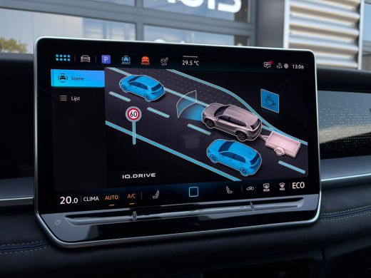 Volkswagen Tayron R-Line Edition | 'App-Connect' draadloze smartphone integratie | Automatische afstandsregeling (A... ActivLease financial lease
