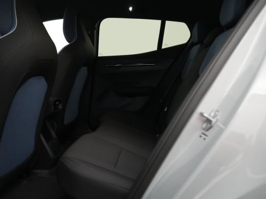 Volvo  EX30 P3 Plus Europa 51 kWh | Elek. Stoelen | Getint Glas | Harman/Kardon | Keyless | Elek kofferklep |... ActivLease financial lease