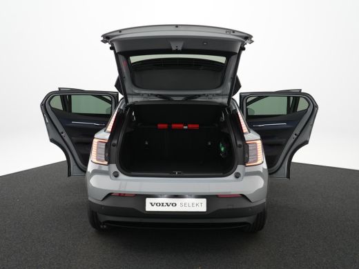 Volvo  EX30 P3 Plus Europa 51 kWh | Elek. Stoelen | Getint Glas | Harman/Kardon | Keyless | Elek kofferklep |... ActivLease financial lease