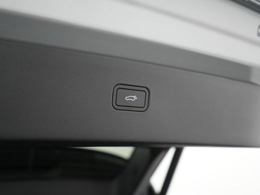 Volvo  EX30 P3 Plus Europa 51 kWh | Elek. Stoelen | Getint Glas | Harman/Kardon | Keyless | Elek kofferklep |... ActivLease financial lease