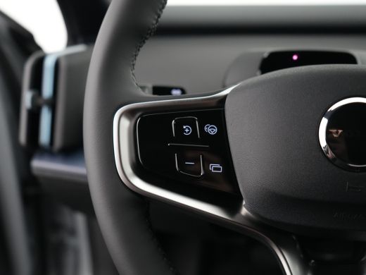 Volvo  EX30 P3 Plus Europa 51 kWh | Elek. Stoelen | Getint Glas | Harman/Kardon | Keyless | Elek kofferklep |... ActivLease financial lease