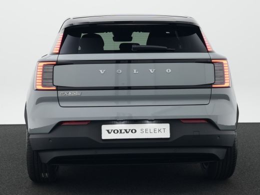 Volvo  EX30 P3 Plus Europa 51 kWh | Elek. Stoelen | Getint Glas | Harman/Kardon | Keyless | Elek kofferklep |... ActivLease financial lease