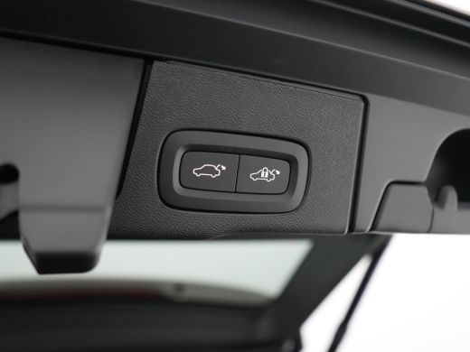 Volvo  XC60 T8 Recharge Ultra Dark Executive | Luchtvering | Bowers & Wilkins | Head-Up | Nappa | Stoelventil... ActivLease financial lease