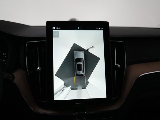 Volvo  XC60 T8 Recharge Ultra Dark Executive | Luchtvering | Bowers & Wilkins | Head-Up | Nappa | Stoelventil... ActivLease financial lease