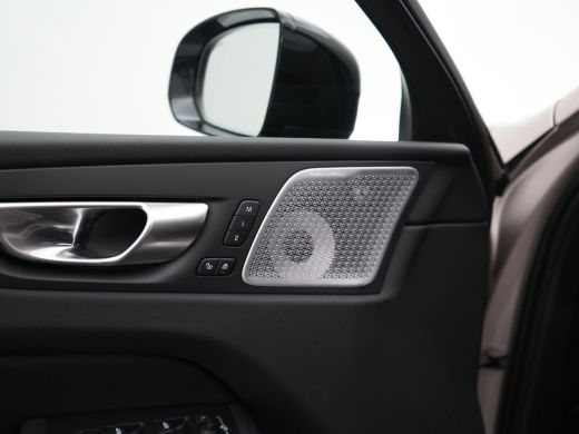 Volvo  XC60 T8 Recharge Ultra Dark Executive | Luchtvering | Bowers & Wilkins | Head-Up | Nappa | Stoelventil... ActivLease financial lease