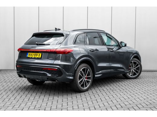 Audi Q5 2.0 TFSI e-hybrid quattro S edition 299 PK | Trekhaak | Luchtvering | Elek. stoelen | LED Koplamp... ActivLease financial lease