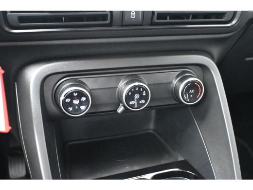 Citroën &euml;-C3 Business 113pk Comfort Range 44 kWh DEMO-DEAL! Tot 8 Jaar Garantie! | Navigatie | Parkeersensoren... ActivLease financial lease