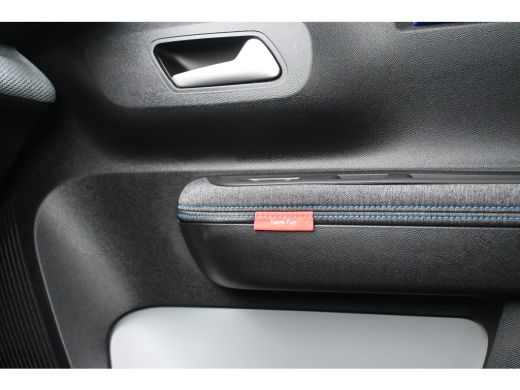 Citroën &euml;-C3 Business 113pk Comfort Range 44 kWh DEMO-DEAL! Tot 8 Jaar Garantie! | Navigatie | Parkeersensoren... ActivLease financial lease