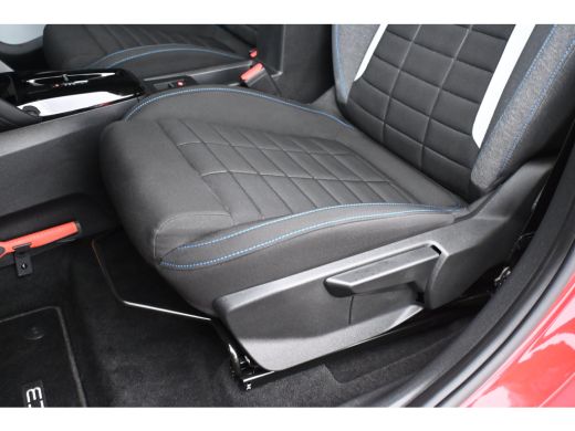 Citroën &euml;-C3 Business 113pk Comfort Range 44 kWh DEMO-DEAL! Tot 8 Jaar Garantie! | Navigatie | Parkeersensoren... ActivLease financial lease