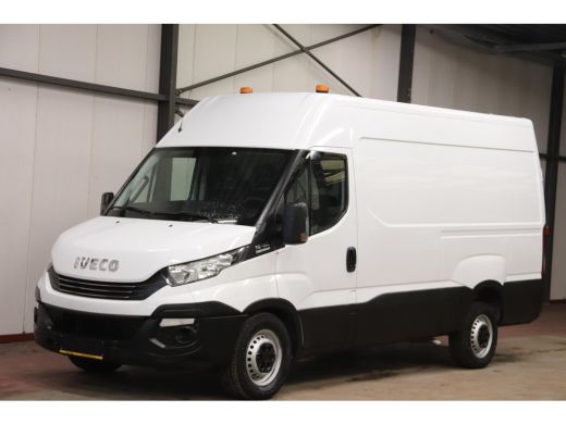 Iveco Daily 35S14V AUTOMAAT L2H2 3500KG TREKVERMOGEN ActivLease financial lease