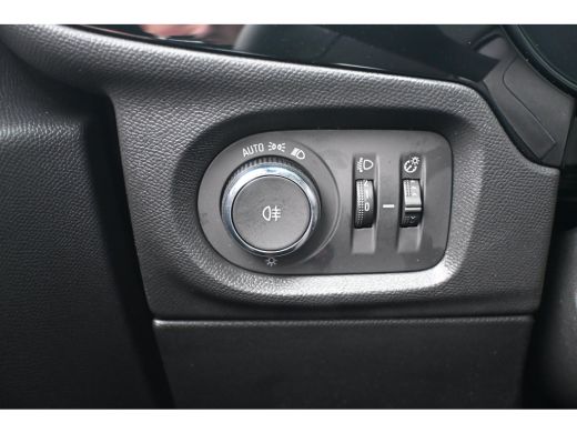 Opel Corsa-e Long Range GS 51 kWh DEMO-DEAL! | Stuur/Stoelverwarming | Navigatie | Dodehoek-Detectie | Keyless... ActivLease financial lease