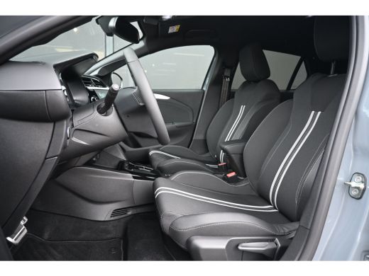 Opel Corsa-e Long Range GS 51 kWh DEMO-DEAL! | Stuur/Stoelverwarming | Navigatie | Dodehoek-Detectie | Keyless... ActivLease financial lease