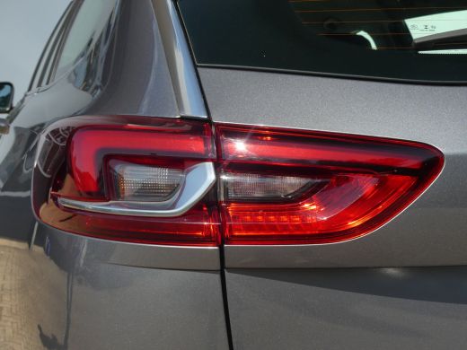 Opel Insignia Sports Tourer 1.5 Turbo Business Executive | TREKHAAK | PARKEERSENSOREN V+A | NAVI | APPLE CARPLA... ActivLease financial lease
