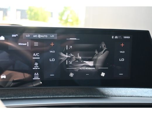 Peugeot 3008 1.2 Hybrid 145 Allure Tot 8 Jaar Garantie! | Achteruitrijcamera | Navigatie | Lane-Assist | Full-... ActivLease financial lease