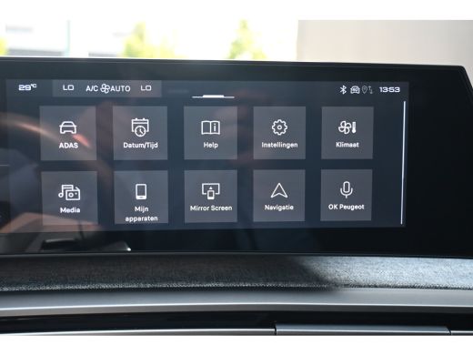 Peugeot 3008 1.2 Hybrid 145 Allure Tot 8 Jaar Garantie! | Achteruitrijcamera | Navigatie | Lane-Assist | Full-... ActivLease financial lease