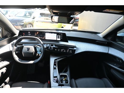 Peugeot 3008 1.2 Hybrid 145 Allure Tot 8 Jaar Garantie! | Achteruitrijcamera | Navigatie | Lane-Assist | Full-... ActivLease financial lease