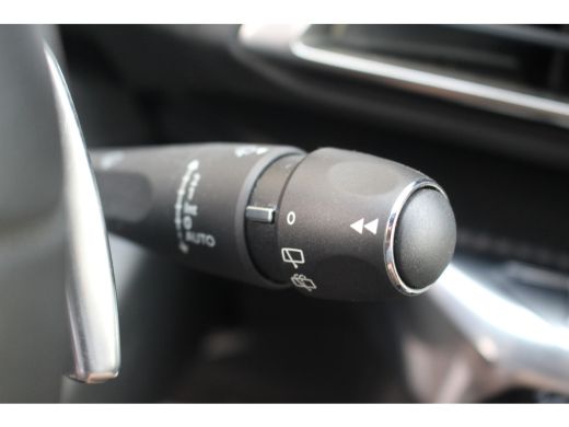 Peugeot 3008 1.6 HYbrid 225 Allure | Camera | Carplay | Navi | DAB | Cruise | Keyless | PDC V&A | Camera | Car... ActivLease financial lease