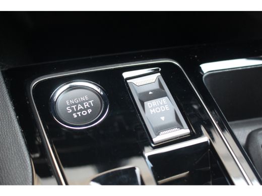 Peugeot 3008 1.6 HYbrid 225 Allure | Camera | Carplay | Navi | DAB | Cruise | Keyless | PDC V&A | Camera | Car... ActivLease financial lease