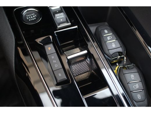 Peugeot 3008 1.6 HYbrid 225 Allure | Camera | Carplay | Navi | DAB | Cruise | Keyless | PDC V&A | Camera | Car... ActivLease financial lease