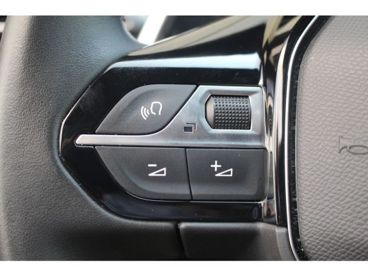 Peugeot 3008 1.6 HYbrid 225 Allure | Camera | Carplay | Navi | DAB | Cruise | Keyless | PDC V&A | Camera | Car... ActivLease financial lease