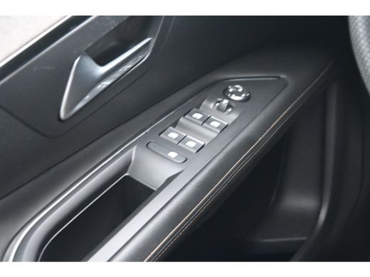 Peugeot 3008 1.6 HYbrid 225 GT | Afn. Trekhaak | Navigatie | Alcantara | Achteruitrijcamera | Climate Control ... ActivLease financial lease