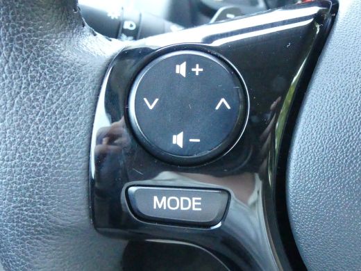Toyota Aygo 1.0 VVT-i x-play | CAMERA | AIRCO | APPLE CARPLAY / ANDROID AUTO | ActivLease financial lease