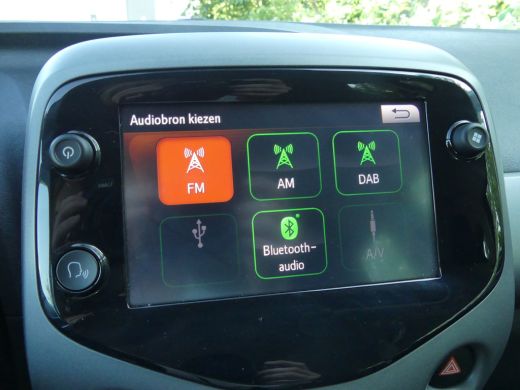 Toyota Aygo 1.0 VVT-i x-play | CAMERA | AIRCO | APPLE CARPLAY / ANDROID AUTO | ActivLease financial lease