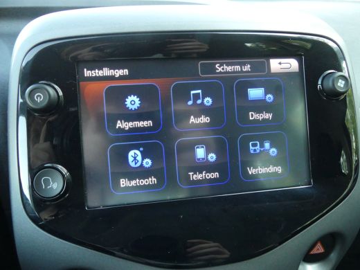 Toyota Aygo 1.0 VVT-i x-play | CAMERA | AIRCO | APPLE CARPLAY / ANDROID AUTO | ActivLease financial lease