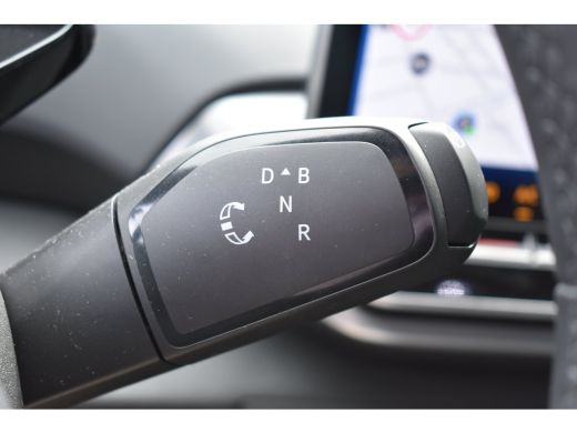 Volkswagen ID.4 Limited Edition 52 kWh 170PK | TREKHAAK | CAMERA | STOEL + VERW. | APP.CONNECT | FULL.LED | CLIMA... ActivLease financial lease