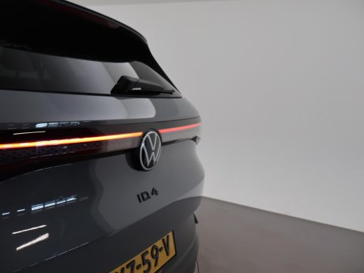 Volkswagen ID.4 LIMITED EDITION 52 kWh + SFEERVERLICHTING | ADAPTIVE CRUISE | CAMERA | STUUR/STOELVERWARMING ActivLease financial lease