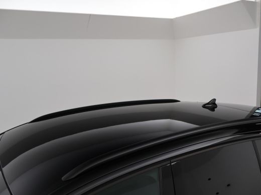 Volkswagen ID.4 LIMITED EDITION 52 kWh + SFEERVERLICHTING | ADAPTIVE CRUISE | CAMERA | STUUR/STOELVERWARMING ActivLease financial lease