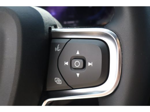 Volvo  XC40 Recharge Plus ActivLease financial lease