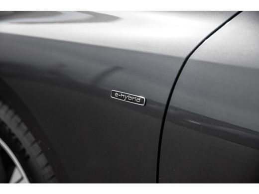 Audi A6 Avant 2.0 TFSI e-hybrid quattro 220 kW | Vierwielbesturing | 360 Camera | Trekhaak | 19" | ActivLease financial lease