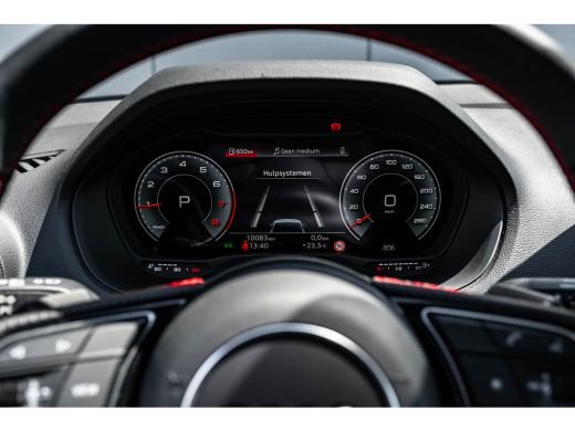 Audi Q2 35 TFSI S Edition 150 PK | Trekhaak | SONOS | Sportstoelen plus | Privacy glas ActivLease financial lease