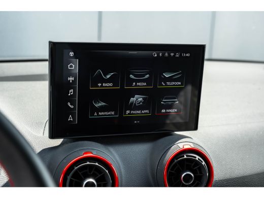 Audi Q2 35 TFSI S Edition 150 PK | Trekhaak | SONOS | Sportstoelen plus | Privacy glas ActivLease financial lease