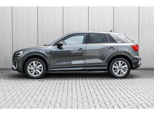 Audi Q2 35 TFSI S Edition 150 PK | Trekhaak | SONOS | Sportstoelen plus | Privacy glas ActivLease financial lease