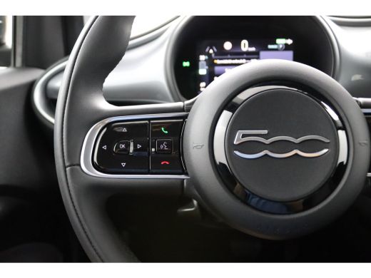 Fiat 500 Icon 42 kWh | SoH 93,7% | Navigatie | Cruise Control | Digitaal Dashboard | Lichtmetalen Velgen |... ActivLease financial lease