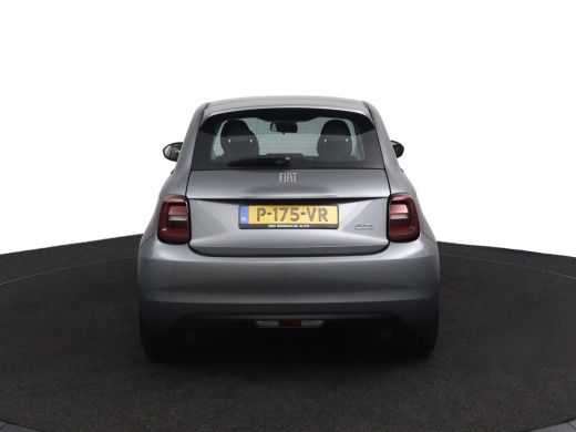 Fiat 500 Icon 42 kWh | SoH 93,7% | Navigatie | Cruise Control | Digitaal Dashboard | Lichtmetalen Velgen |... ActivLease financial lease