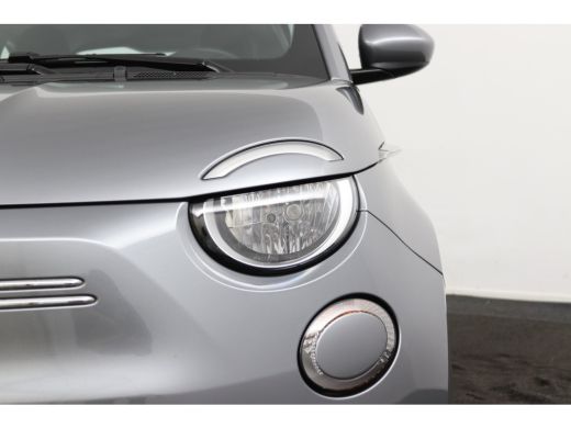 Fiat 500 Icon 42 kWh | SoH 93,7% | Navigatie | Cruise Control | Digitaal Dashboard | Lichtmetalen Velgen |... ActivLease financial lease