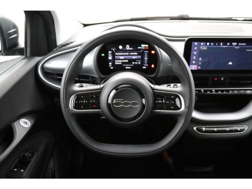 Fiat 500 Icon 42 kWh | SoH 93,7% | Navigatie | Cruise Control | Digitaal Dashboard | Lichtmetalen Velgen |... ActivLease financial lease