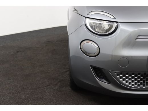 Fiat 500 Icon 42 kWh | SoH 93,7% | Navigatie | Cruise Control | Digitaal Dashboard | Lichtmetalen Velgen |... ActivLease financial lease